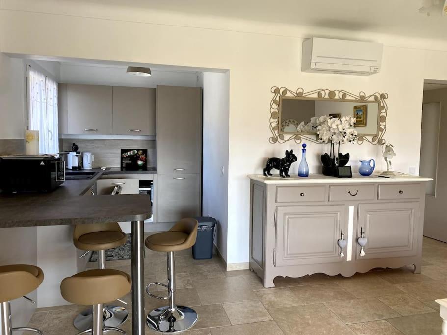 Agreable Appartement Vue Mer Les Issambres Exterior photo